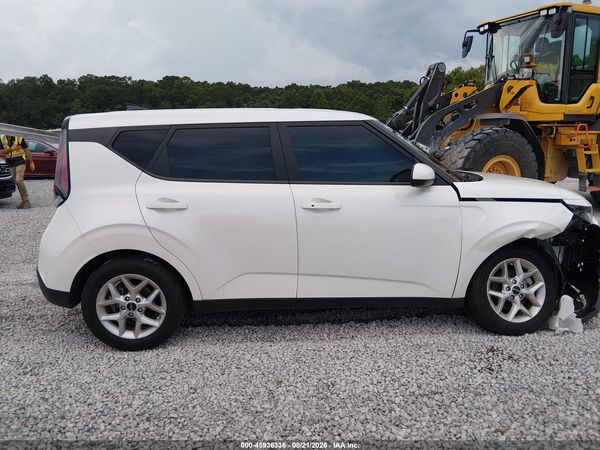 2023 KIA SOUL S