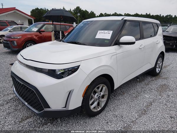 2023 KIA SOUL S