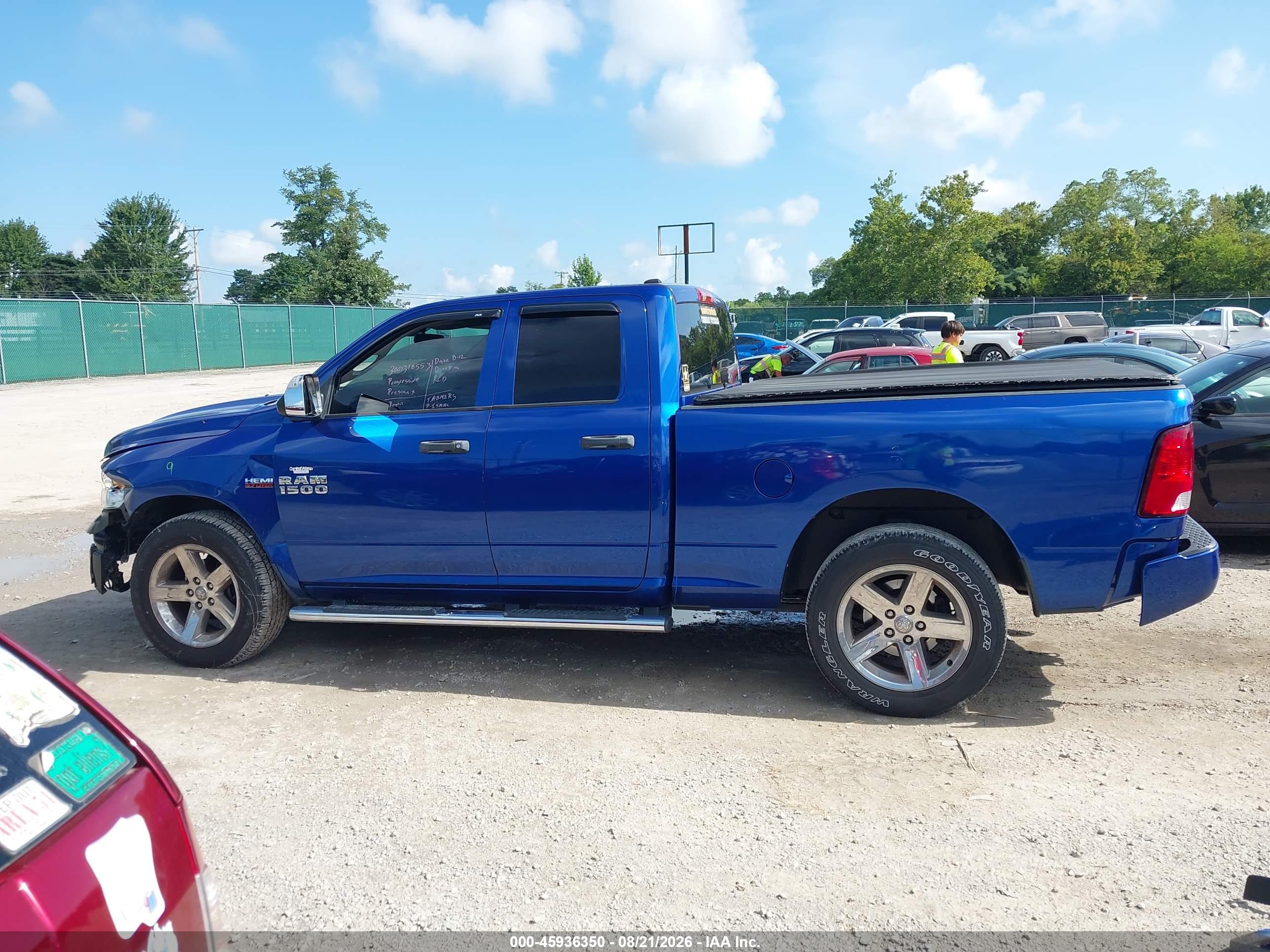 2018 RAM 1500 EXPRESS  4X2 6'4 BOX