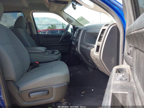 2018 RAM 1500 EXPRESS  4X2 6'4 BOX