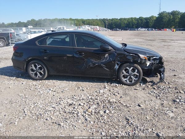 2021 KIA FORTE LXS