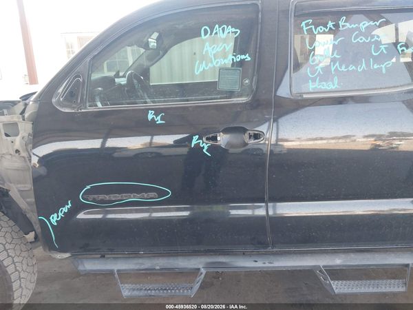 2018 TOYOTA TACOMA SR5 V6