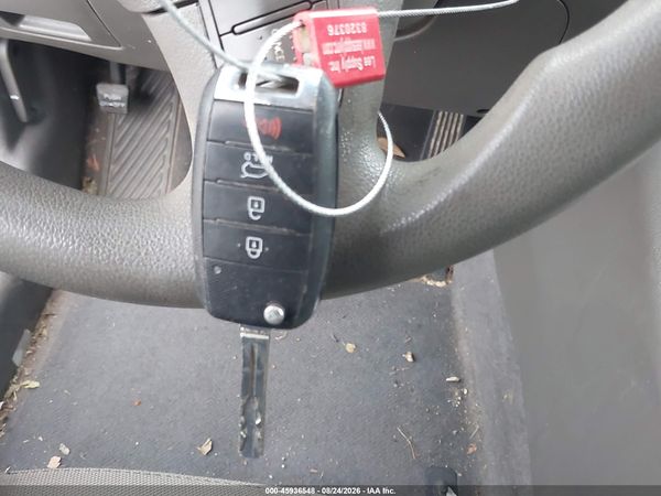 2016 KIA SPORTAGE LX — I11