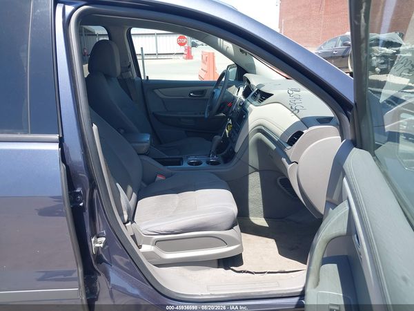 2014 CHEVROLET TRAVERSE LS — I5