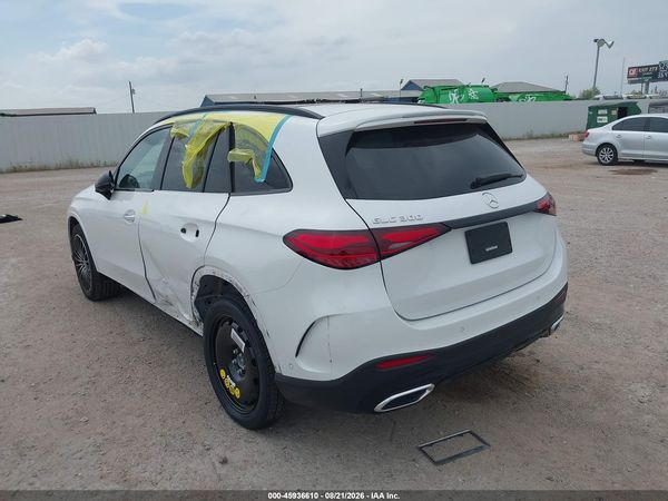 2025 MERCEDES-BENZ GLC 300 SUV