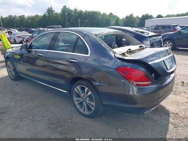 2015 MERCEDES-BENZ C 300 4MATIC — I3