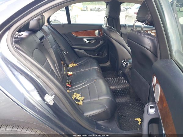 2015 MERCEDES-BENZ C 300 4MATIC — I8