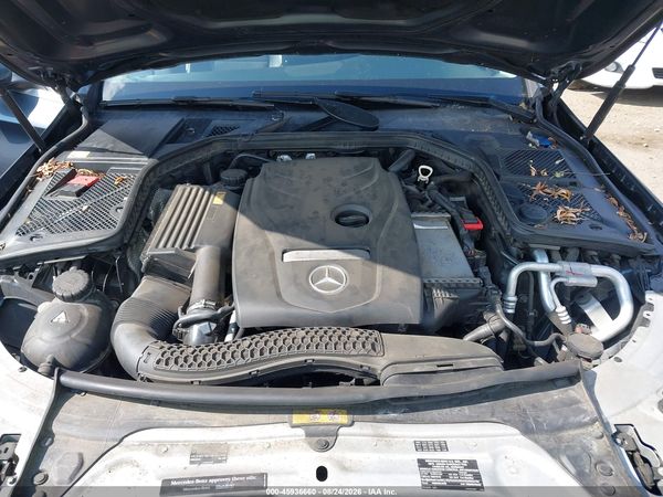 2015 MERCEDES-BENZ C 300 4MATIC — I10
