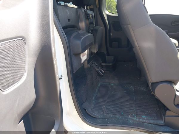 2024 NISSAN FRONTIER KING CAB S 4X2 — I8