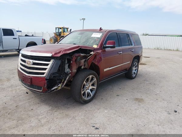 2016 CADILLAC ESCALADE PREMIUM COLLECTION — I2