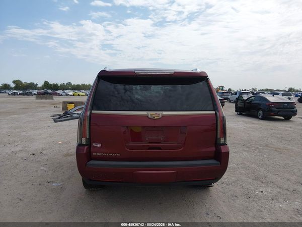 2016 CADILLAC ESCALADE PREMIUM COLLECTION — I119
