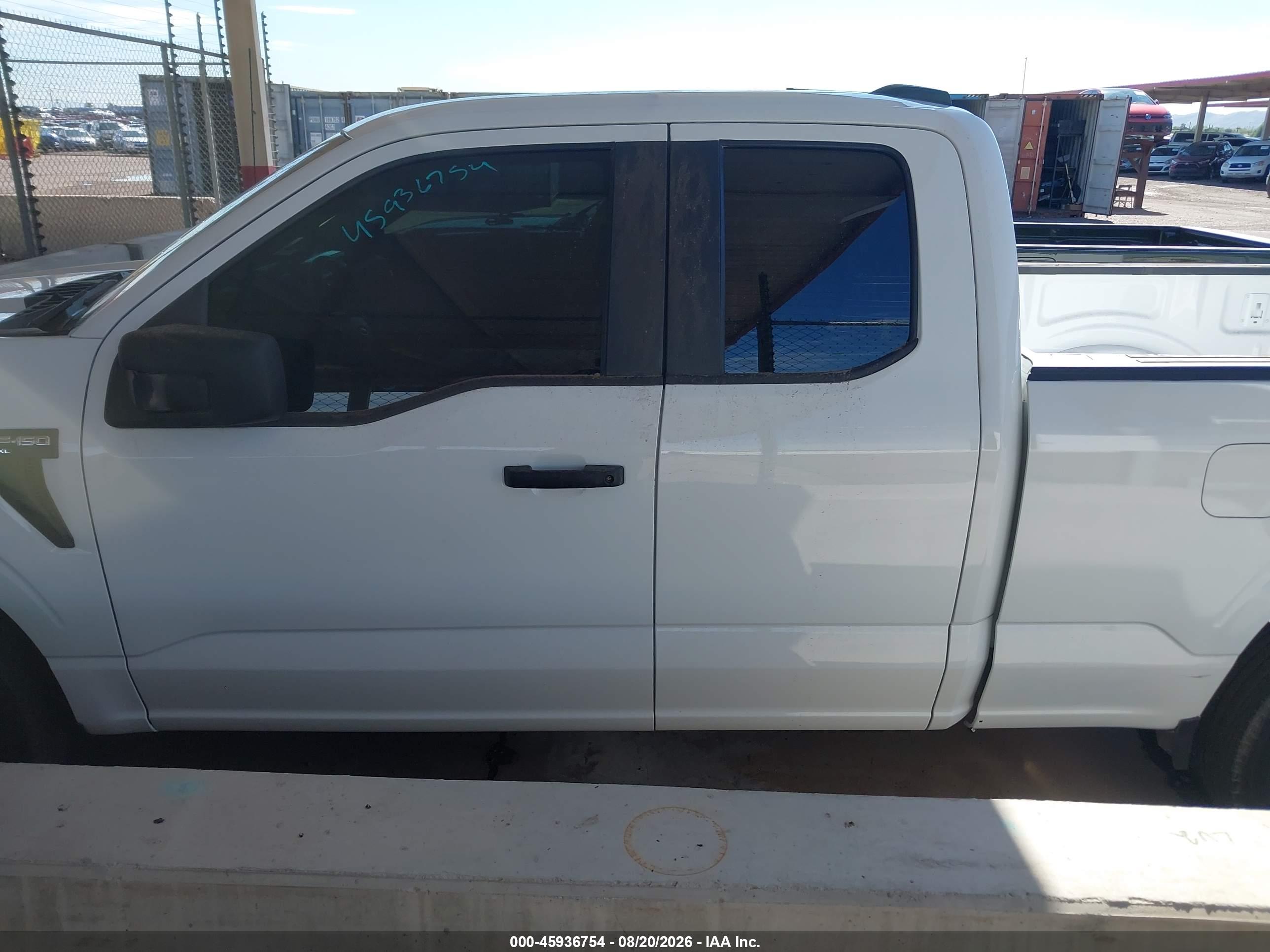 2023 FORD F-150 XL