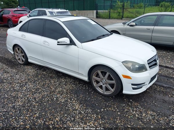 2014 MERCEDES-BENZ C 250 SPORT