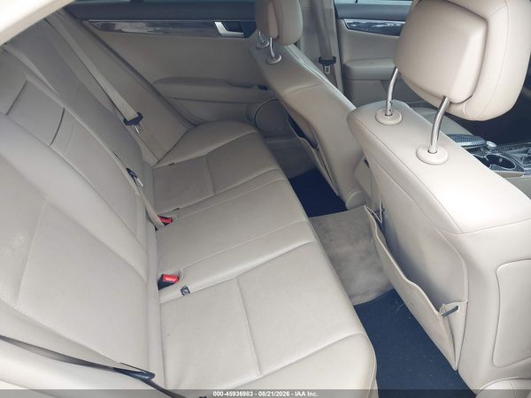 2014 MERCEDES-BENZ C 250 SPORT