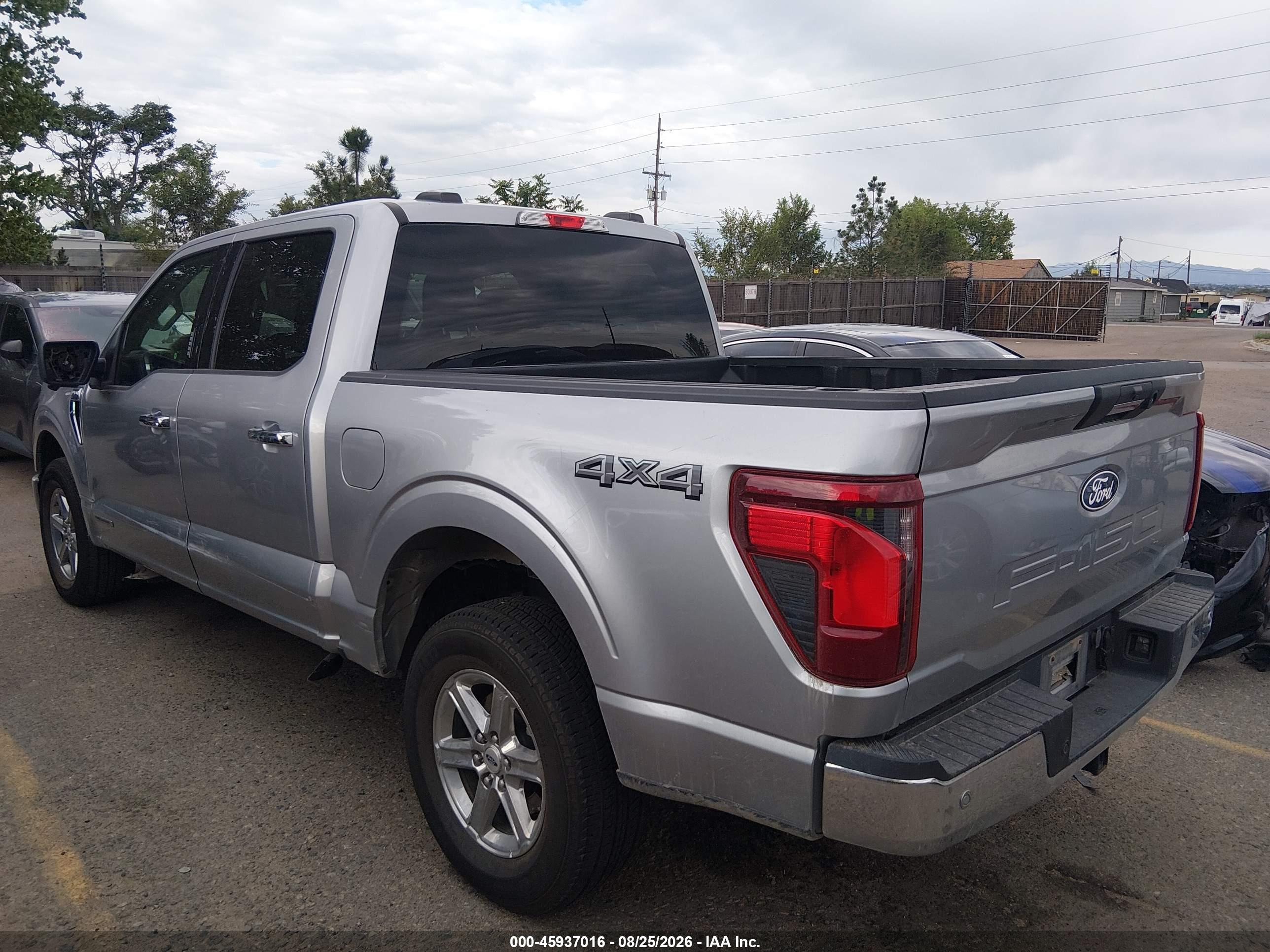 2024 FORD F-150 XLT