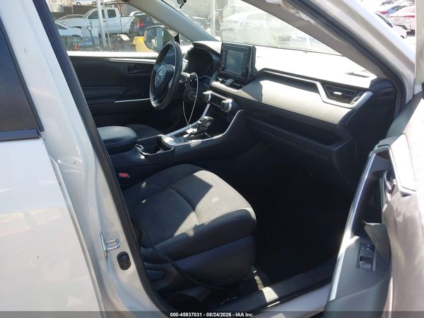 2019 TOYOTA RAV4 LE — I5