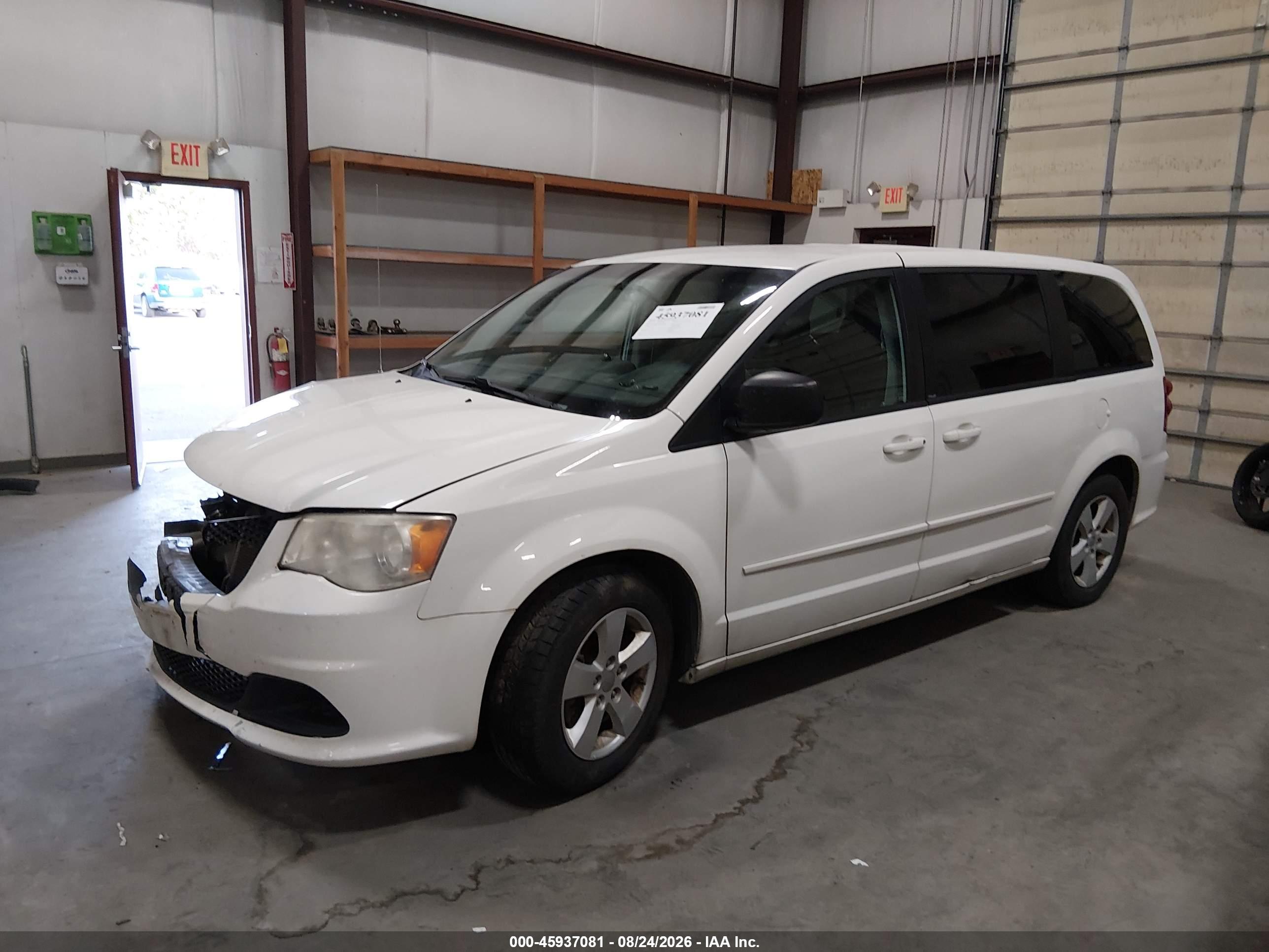 2013 DODGE GRAND CARAVAN SE — I2