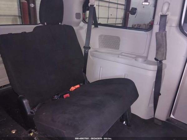2013 DODGE GRAND CARAVAN SE — I154