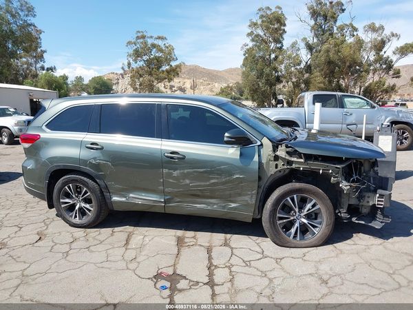 2018 TOYOTA HIGHLANDER LE PLUS