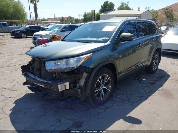 2018 TOYOTA HIGHLANDER LE PLUS