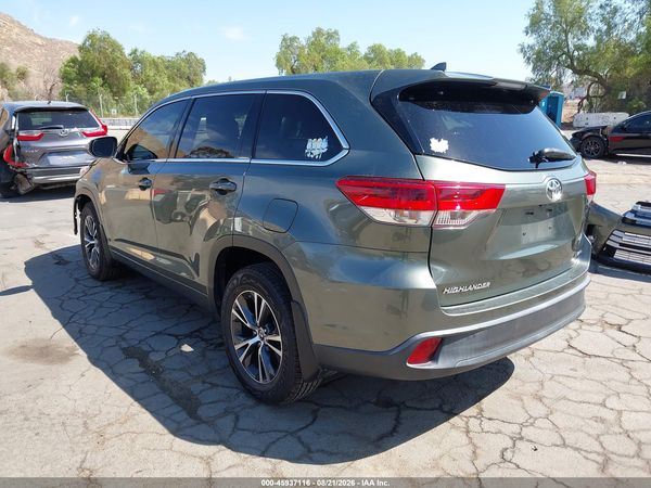 2018 TOYOTA HIGHLANDER LE PLUS