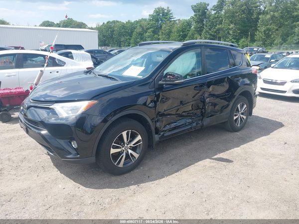 2018 TOYOTA RAV4 XLE — I2