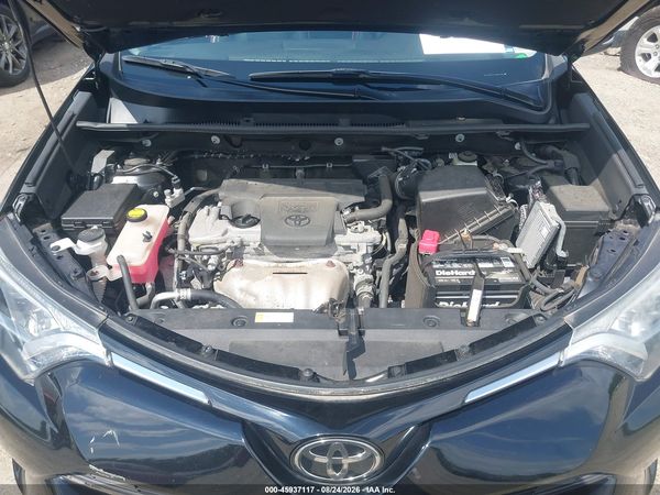 2018 TOYOTA RAV4 XLE — I10