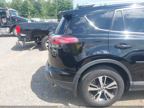 2018 TOYOTA RAV4 XLE — I152