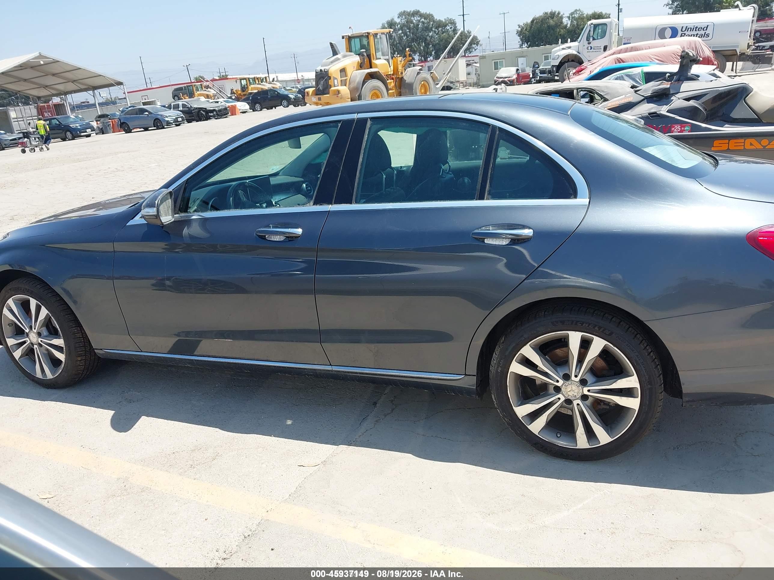 2015 MERCEDES-BENZ C 300 4MATIC