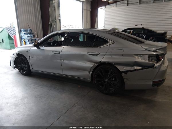 2023 LEXUS ES 300H F SPORT HANDLING — I117