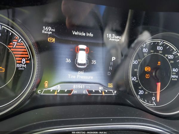 2019 JEEP CHEROKEE TRAILHAWK 4X4 — I7