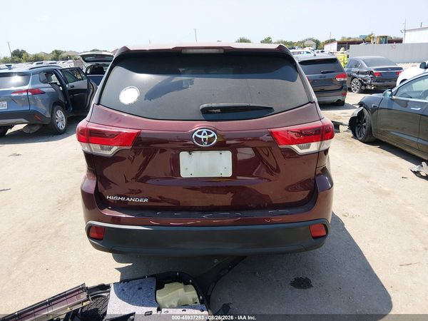 2017 TOYOTA HIGHLANDER LE — I119