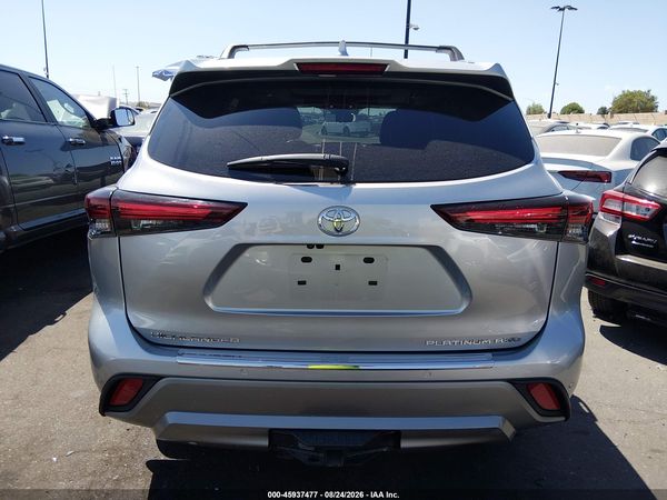 2024 TOYOTA HIGHLANDER PLATINUM — I119
