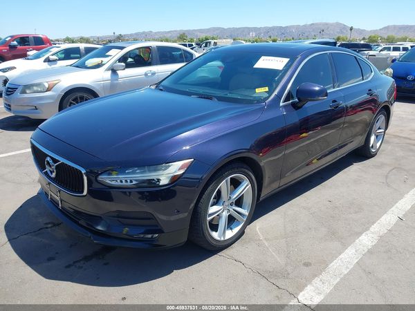 2017 VOLVO S90 T5 MOMENTUM