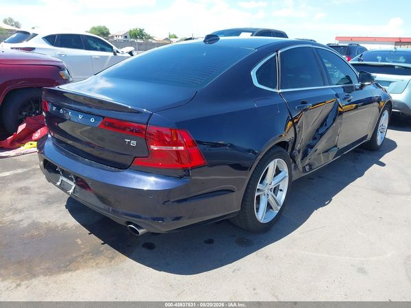 2017 VOLVO S90 T5 MOMENTUM