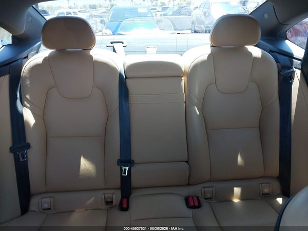 2017 VOLVO S90 T5 MOMENTUM