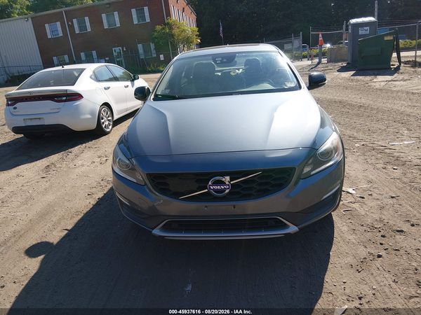 2016 VOLVO S60 CROSS COUNTRY T5 PLATINUM