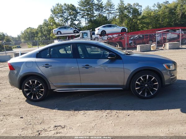 2016 VOLVO S60 CROSS COUNTRY T5 PLATINUM