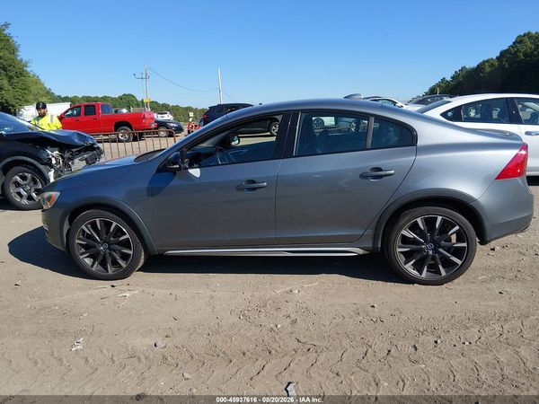 2016 VOLVO S60 CROSS COUNTRY T5 PLATINUM