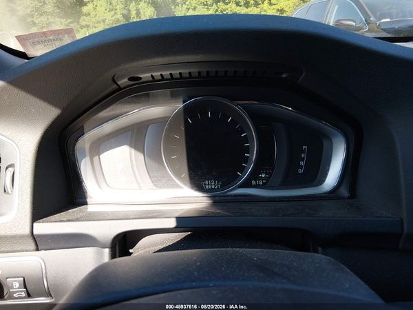 2016 VOLVO S60 CROSS COUNTRY T5 PLATINUM