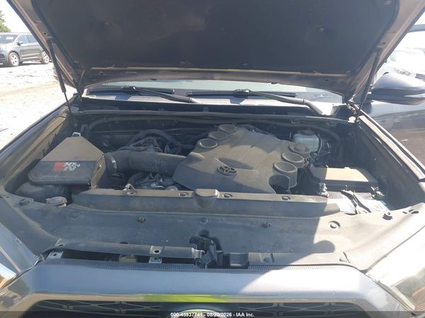 2017 TOYOTA 4RUNNER LIMITED