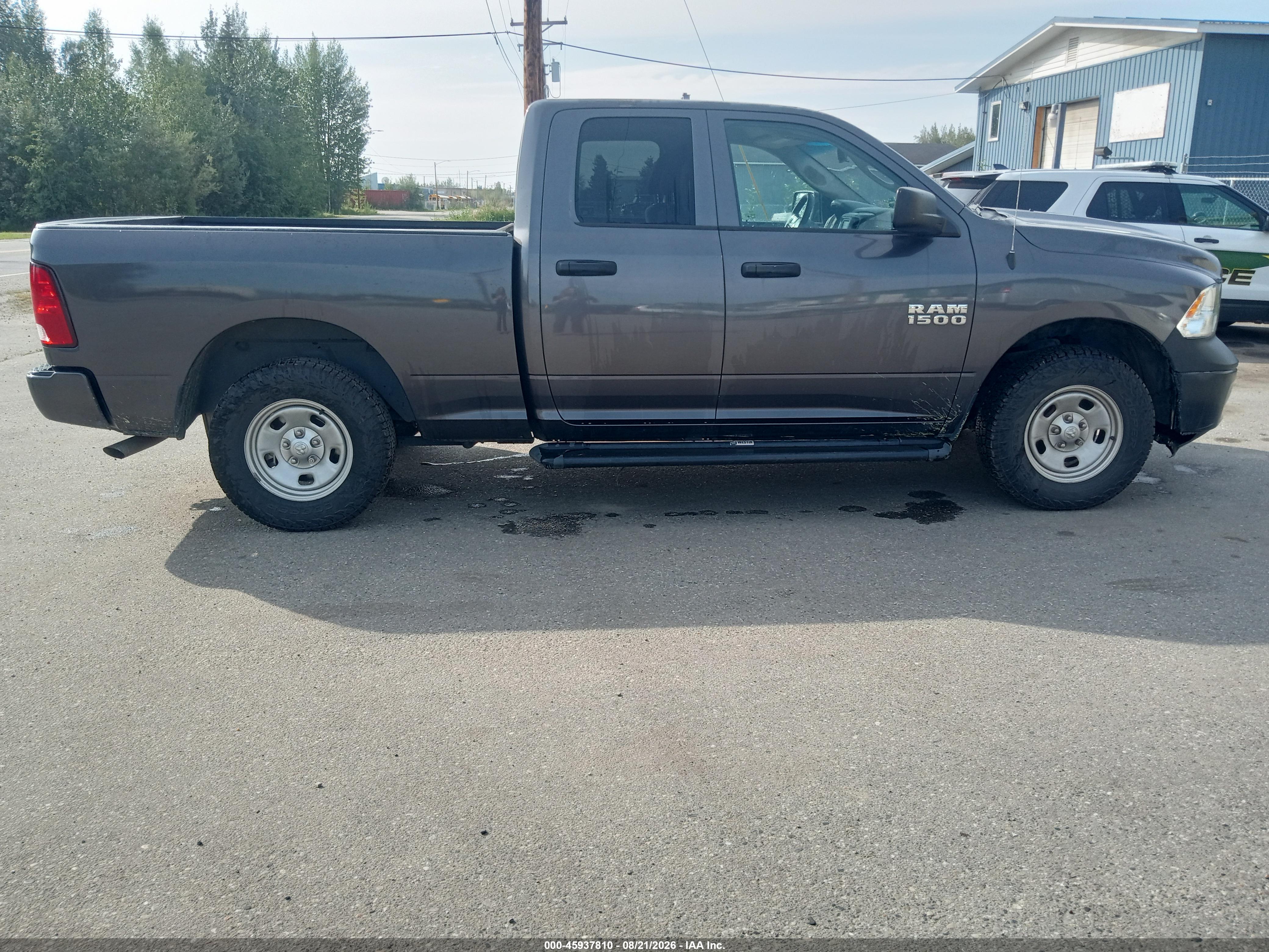 2016 RAM 1500 ST