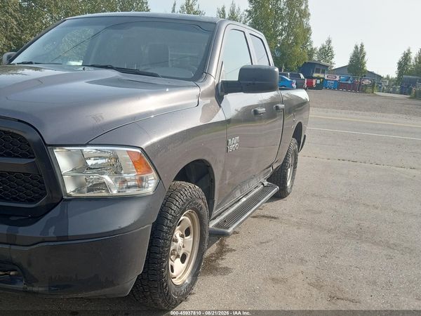 2016 RAM 1500 ST