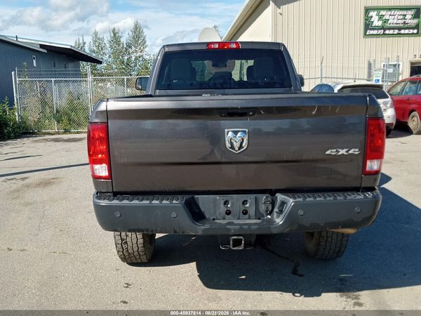 2018 RAM 2500 TRADESMAN  4X4 8' BOX
