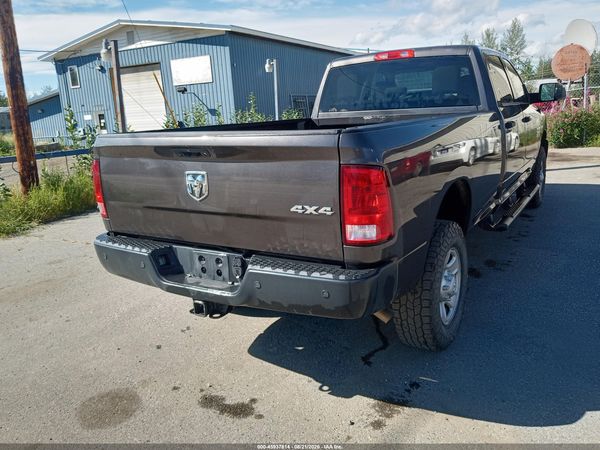 2018 RAM 2500 TRADESMAN  4X4 8' BOX