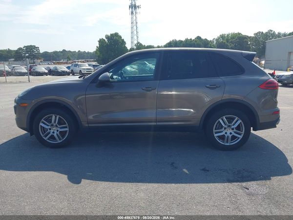 2016 PORSCHE CAYENNE