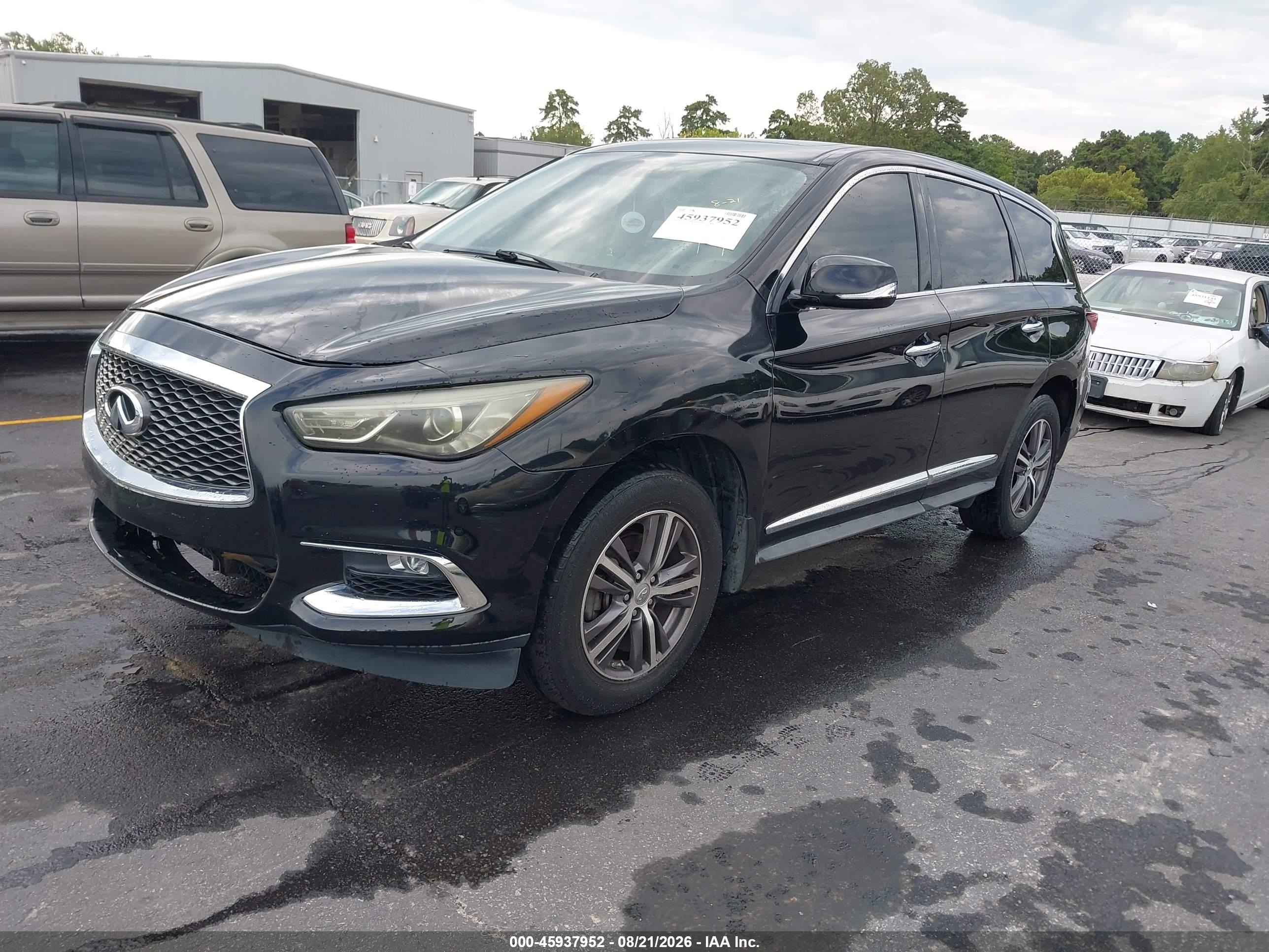 2017 INFINITI QX60 — I2