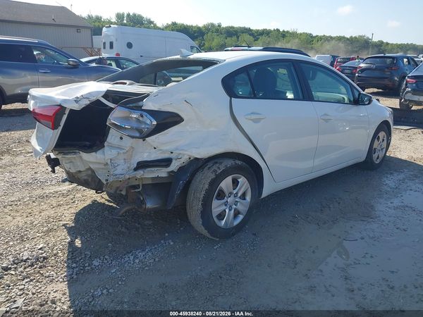 2017 KIA FORTE LX