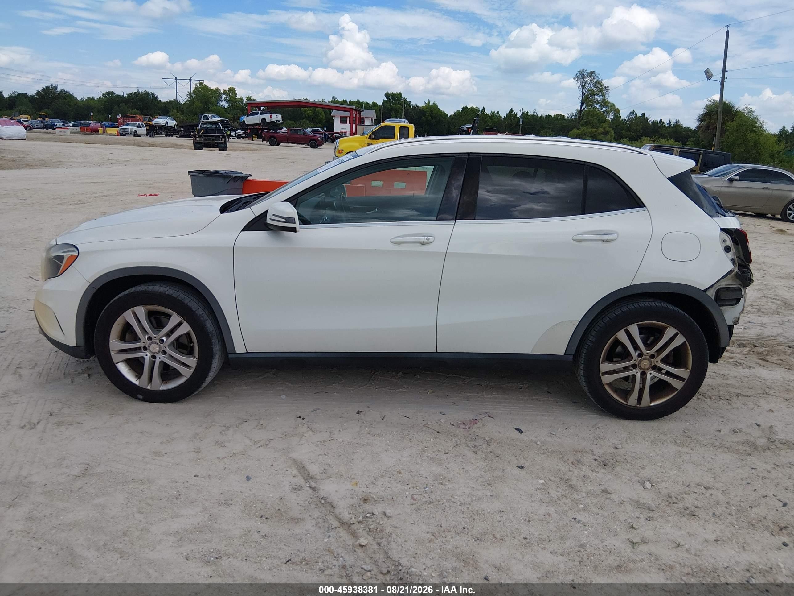 2016 MERCEDES-BENZ GLA 250 GLA250