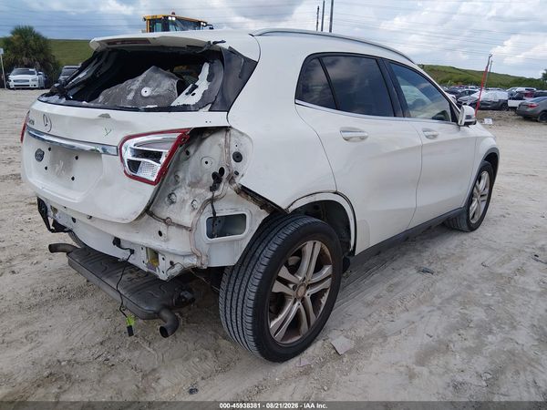 2016 MERCEDES-BENZ GLA 250 GLA250